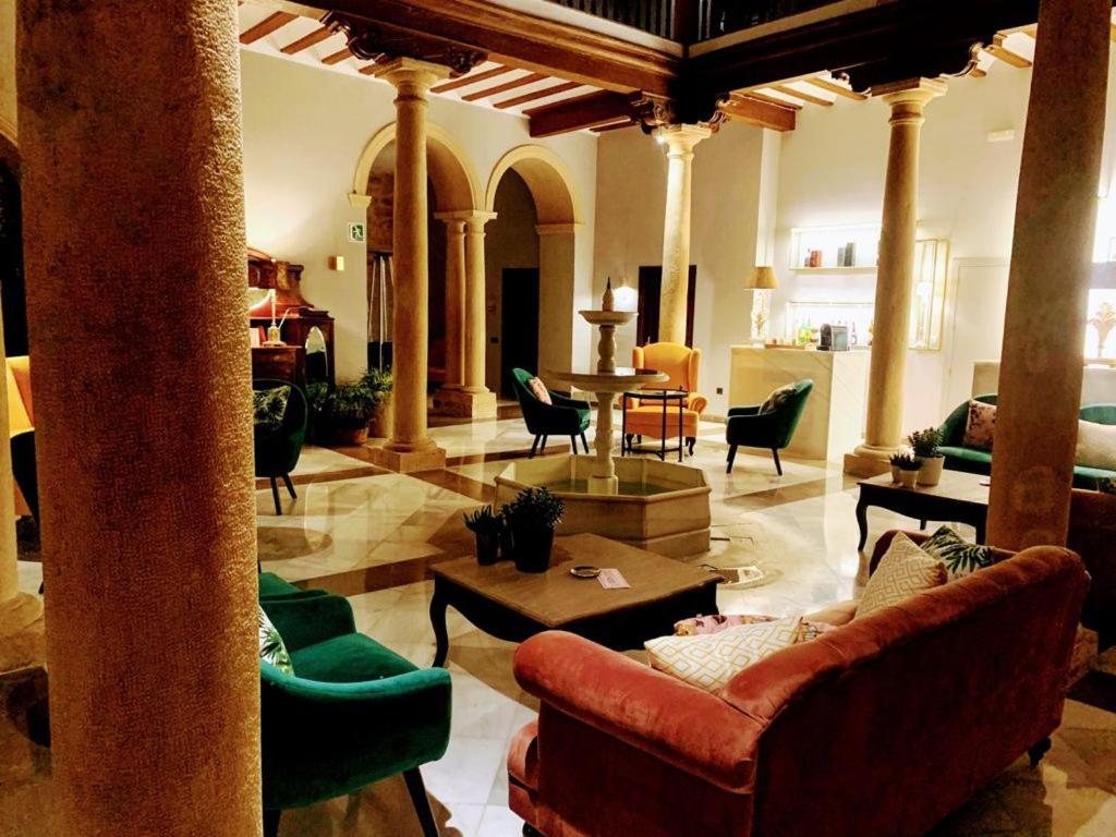 Hotel Don Juan Boutique أوبيذا المظهر الخارجي الصورة